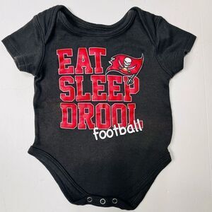 NFL Tampa Bay Buccaneers Bodysuit   Boys Size 3/6 M